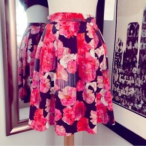 Cynthia Rowley mini skirt size medium